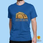 0456-maj-JUST LION AROUND CRNA