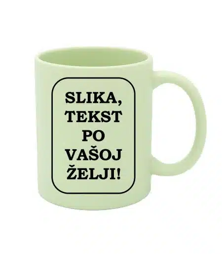 zelena macaroon šalica