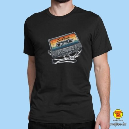 I`M CLASSIC KAZETA 1 | majica s natpisom