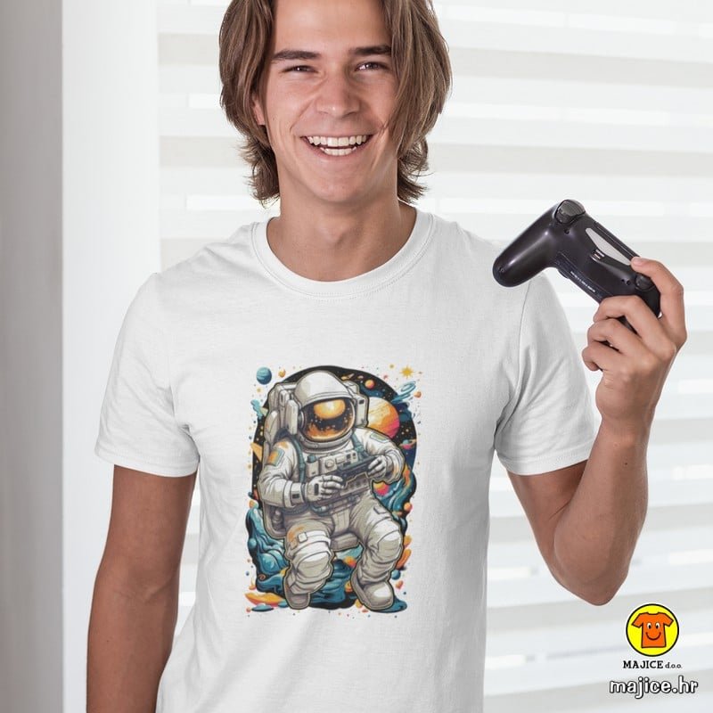 00583-maj-GAMER-ASTRONAUT-bijela.jpg