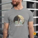 00606-maj-GRAVITY-DOESNT-EXIST-crna.jpg