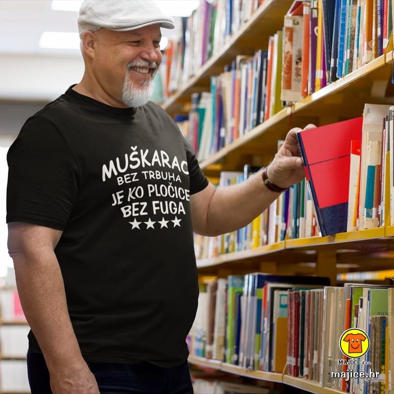 MUSKARAC-BEZ-TRBUHA-JE-KO-PLOCICE-BEZ-FUGA-majica-s-natpisom-0322-crna.jpg