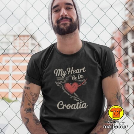 MY HEART IS IN CROATIA majica s natpisom 00744 crna