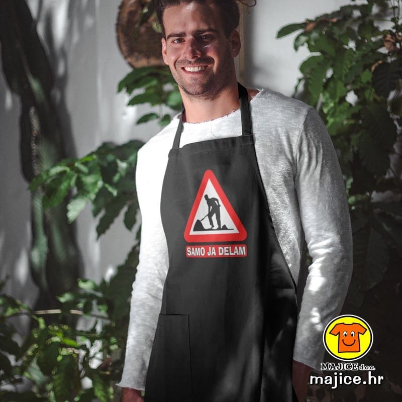 SAMO-JA-DELAM-v2-pregaca-s-natpisom-00015-crna.jpg