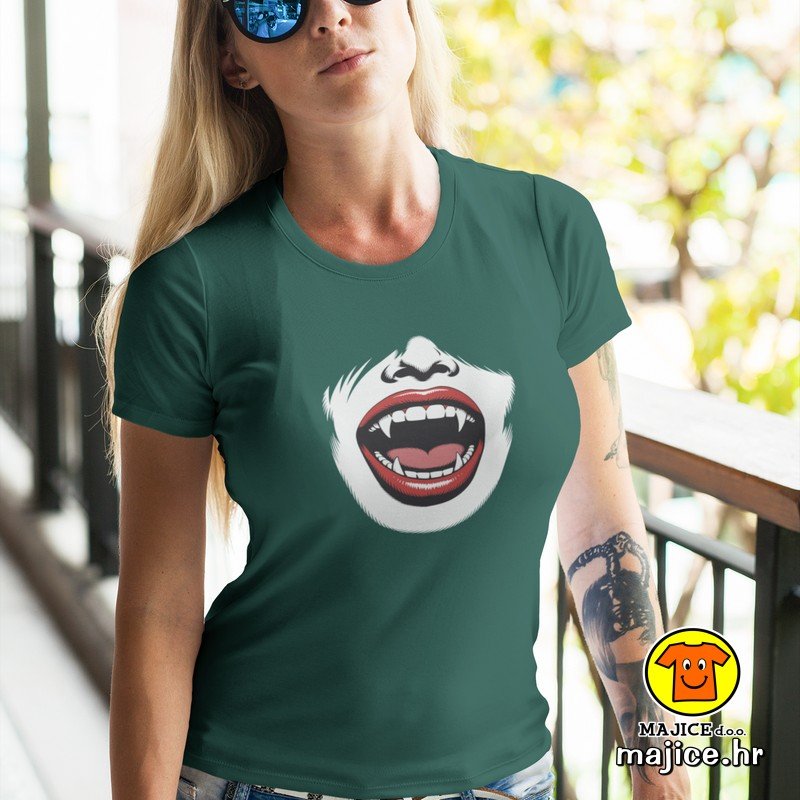 VAMPIRICA ženska majica s natpisom 0259 zelena VAMPIRICA | ženska majica s natpisom zelena