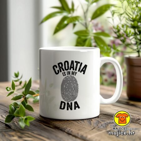 CROATIA IS IN MY DNA v1 šalica s natpisom 0832